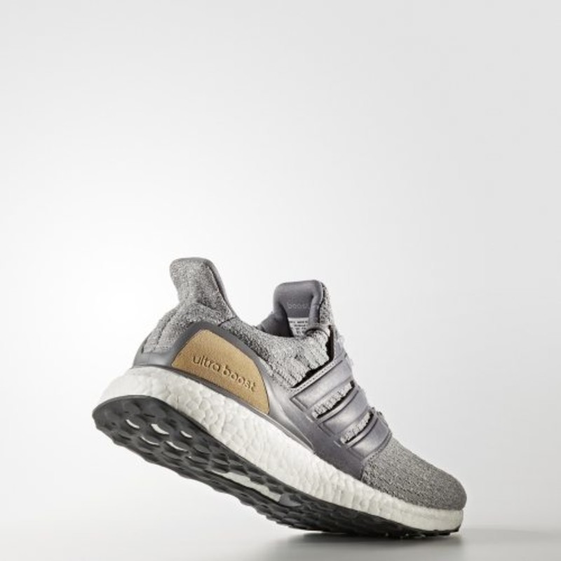 Linen khaki hotsell ultra boost